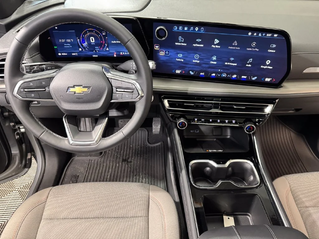 2027 Chevrolet Traverse LT - Photo 14