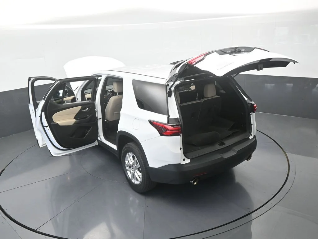 Used 2022 Summit White Chevrolet LS image 63