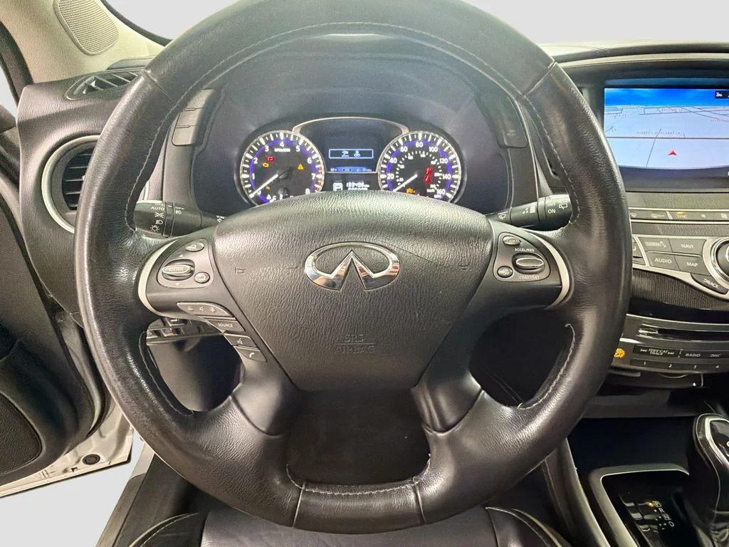 Used 2019 Liquid Platinum INFINITI LUXE image 12