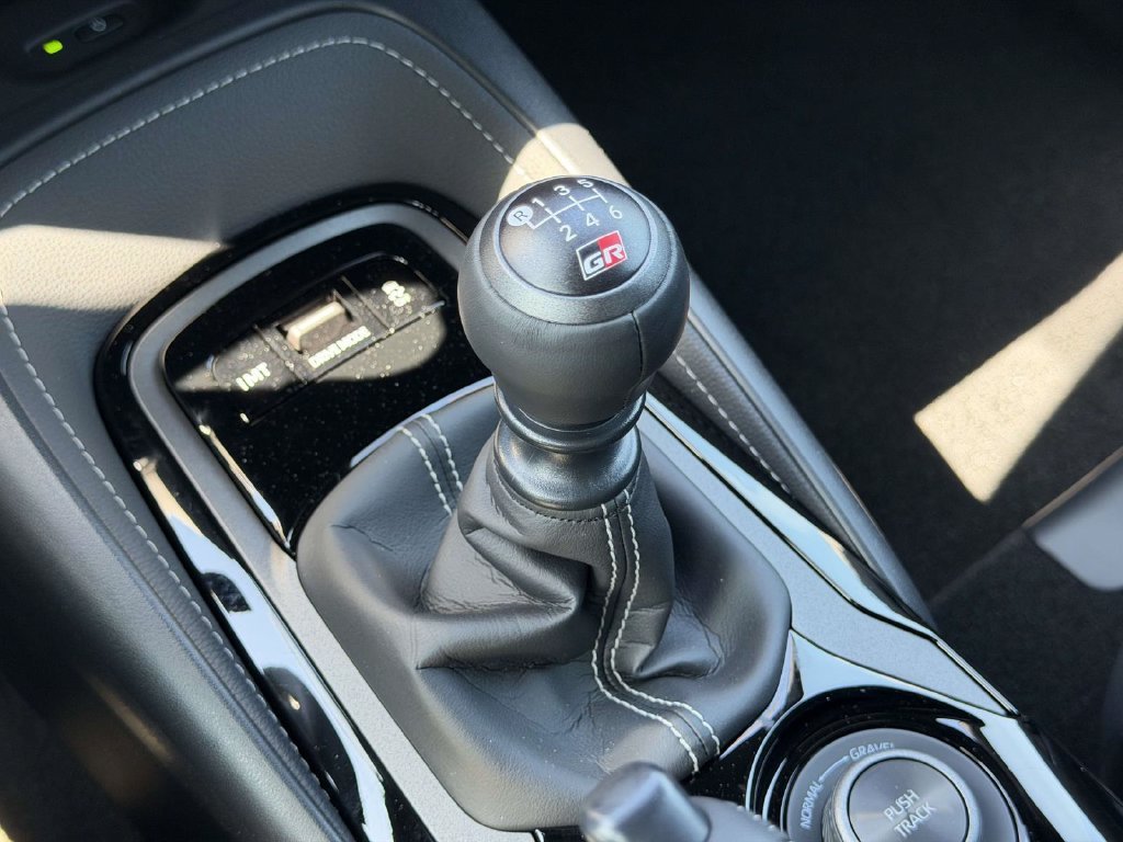 New 2026 Ice Cap Toyota  MT image 6