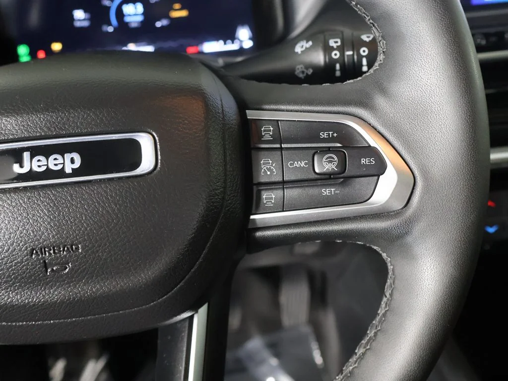 Used 2023 Black Jeep High Altitude image 42