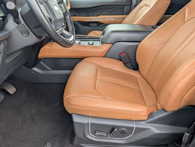 Used 2023 Black Ford Platinum image 15