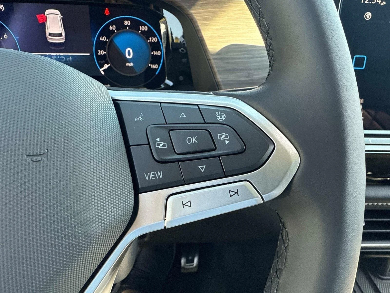 2026 Volkswagen Atlas SEL Premium R-Line - Photo 28