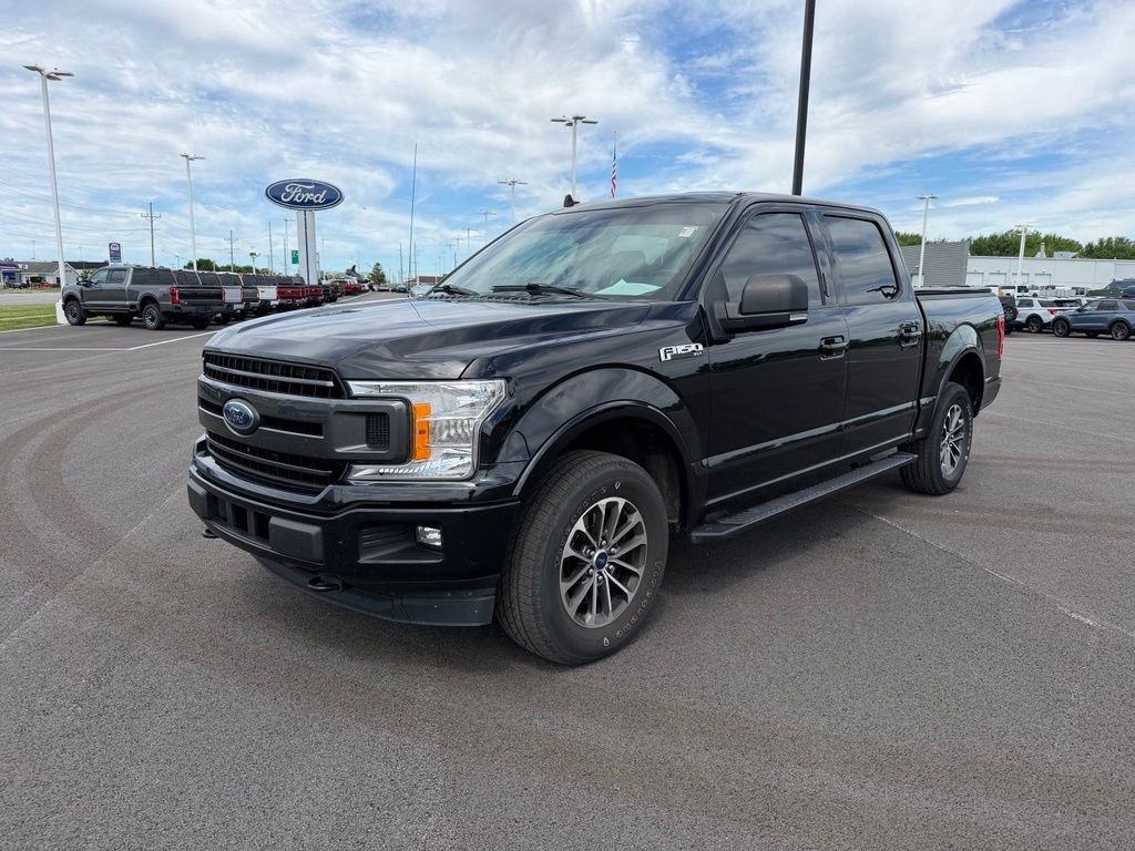 Used 2019 Black Ford XLT image 1