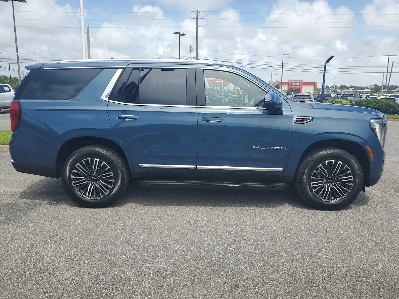 New 2026 Downpour Metallic GMC Elevation image 7