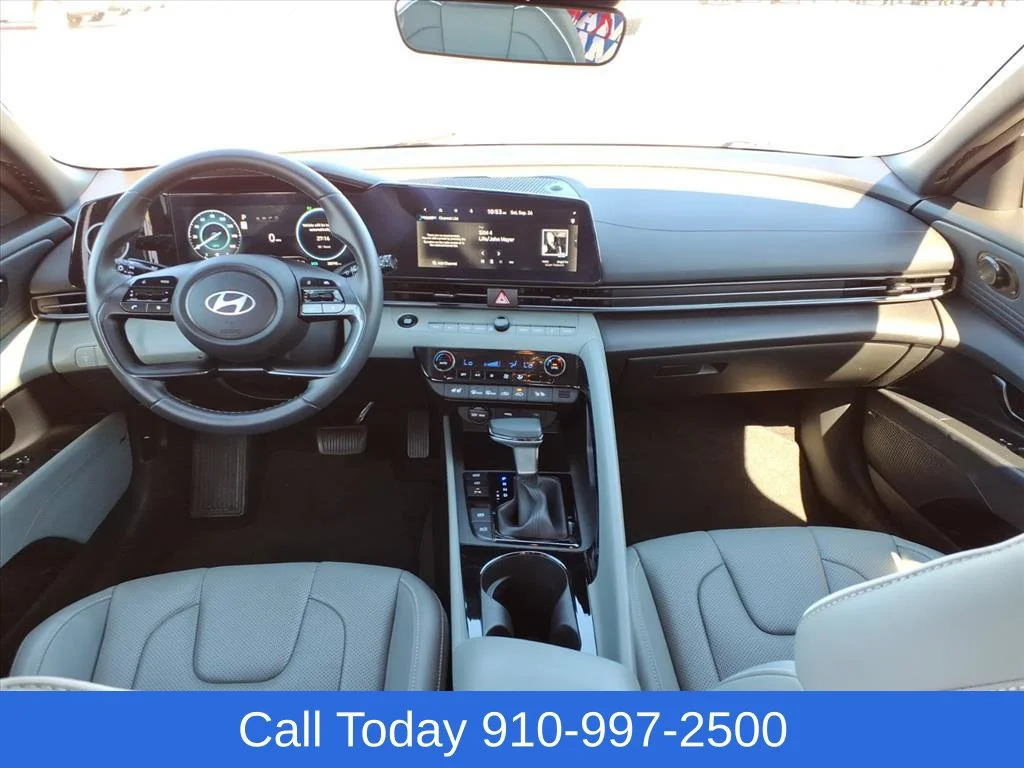 Used 2024 White Hyundai Limited image 14
