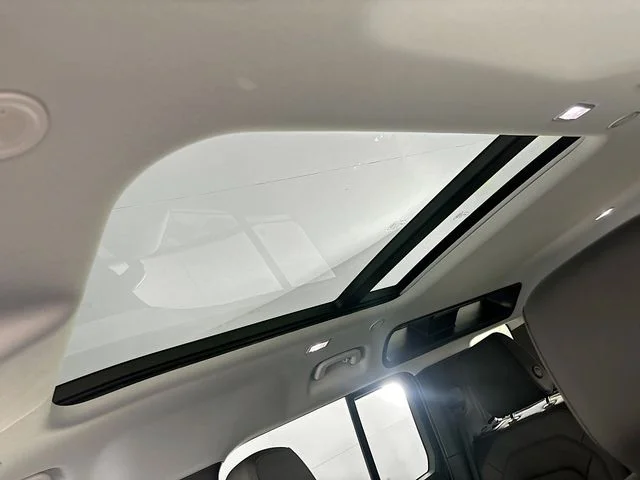 New 2025 Black Land Rover S image 14
