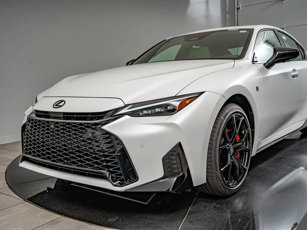 New 2026 HAKUGIN MATTE WHITE Lexus F SPORT AWD image 15