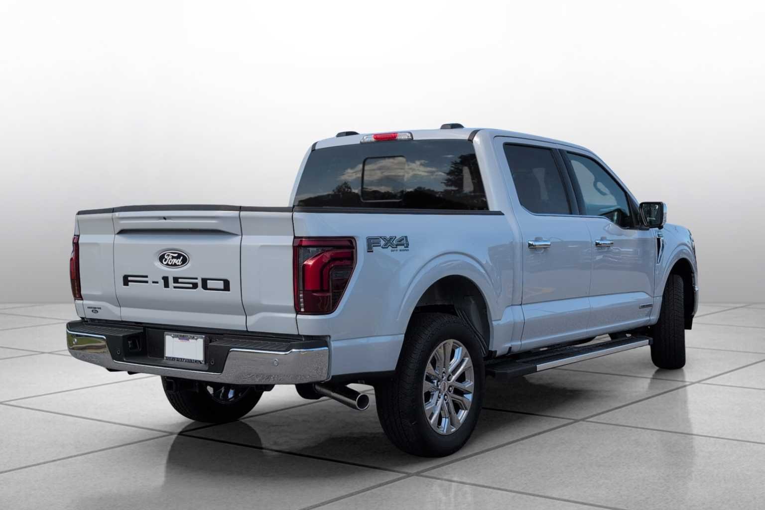 2025 Ford F-150 Lariat - Photo 4