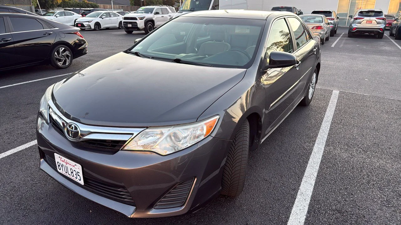 Used 2014 Gray Toyota LE image 1