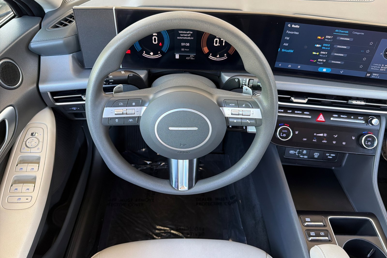 Used 2025 Portofino Gray Hyundai SEL image 14