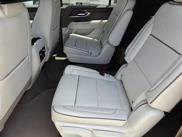 2026 GMC Yukon XL Denali - Photo 29
