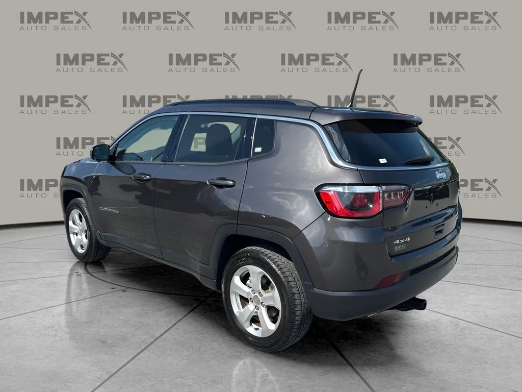 Used 2018 Gray Jeep Latitude image 2