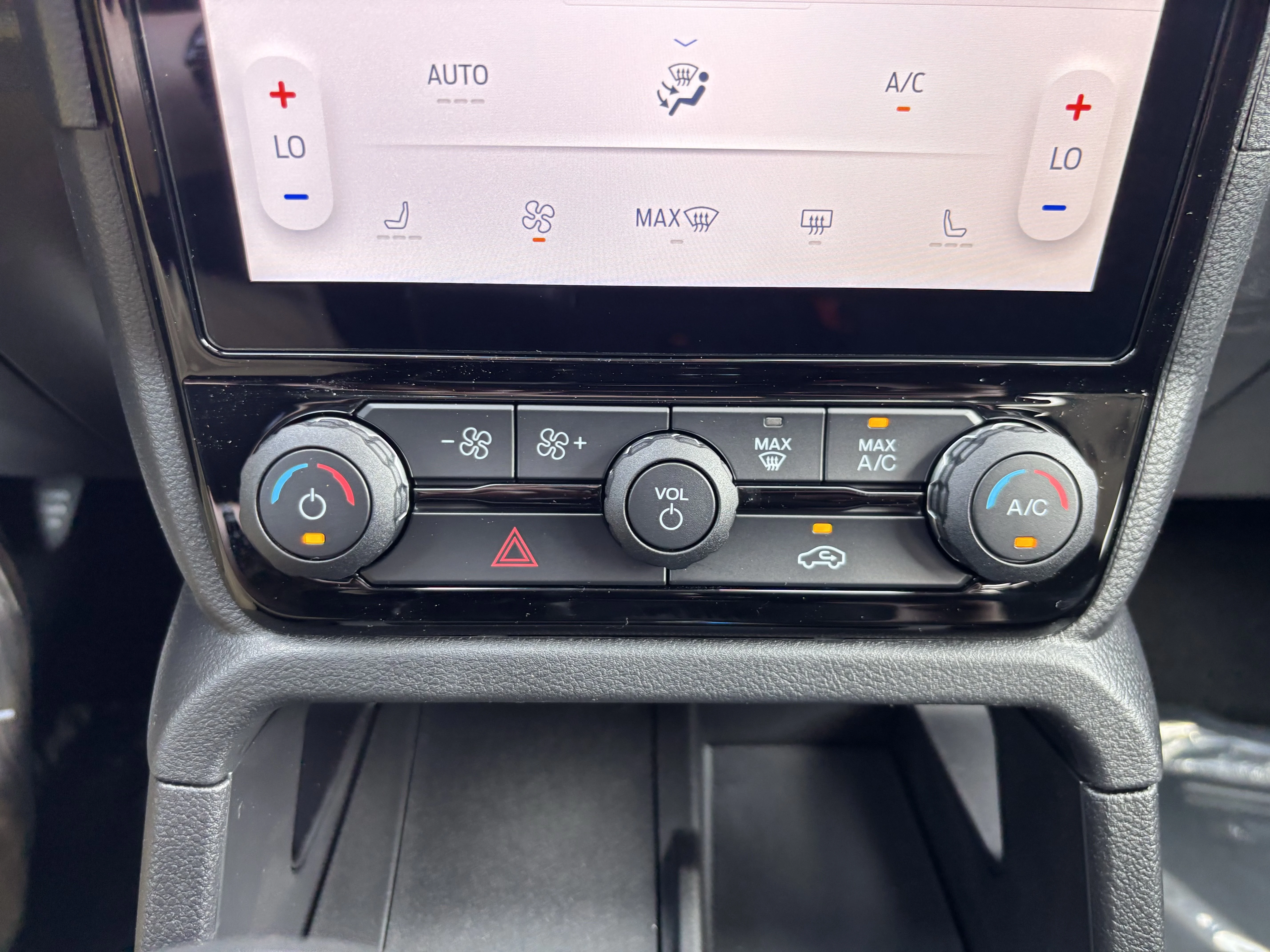 New 2026 Avalanche Ford XLT image 20