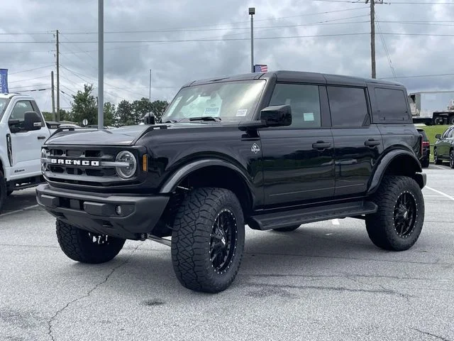 New 2026 Shadow Black Ford Outer Banks® image 5