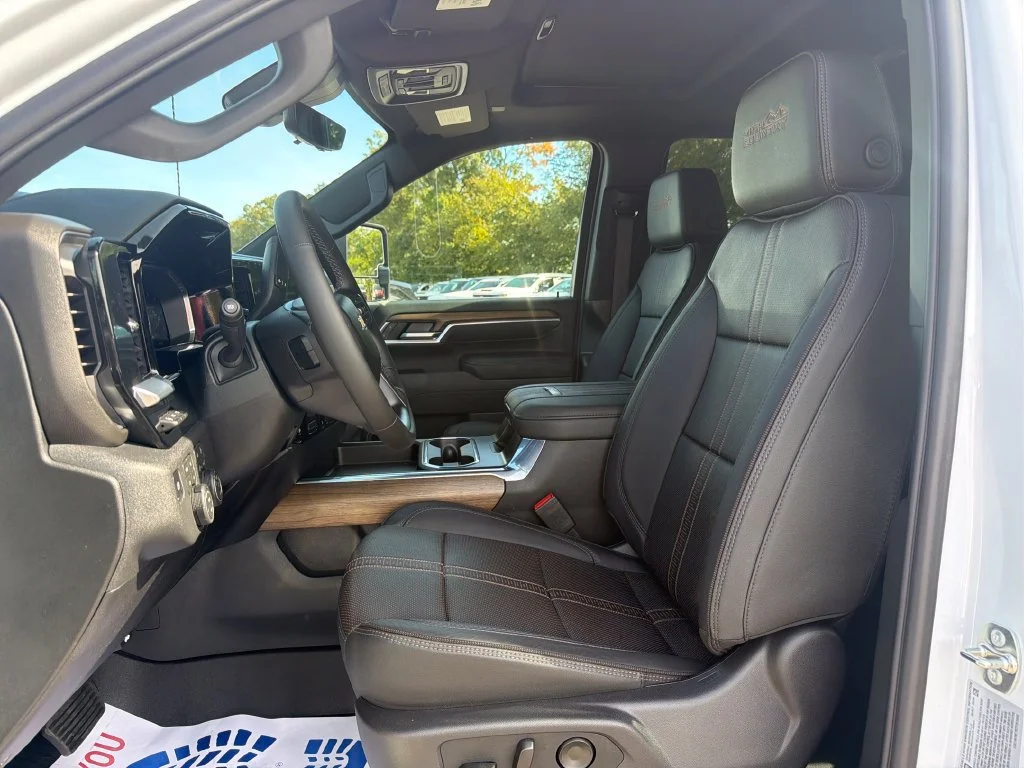 2026 Chevrolet Silverado 2500 HD High Country - Photo 9