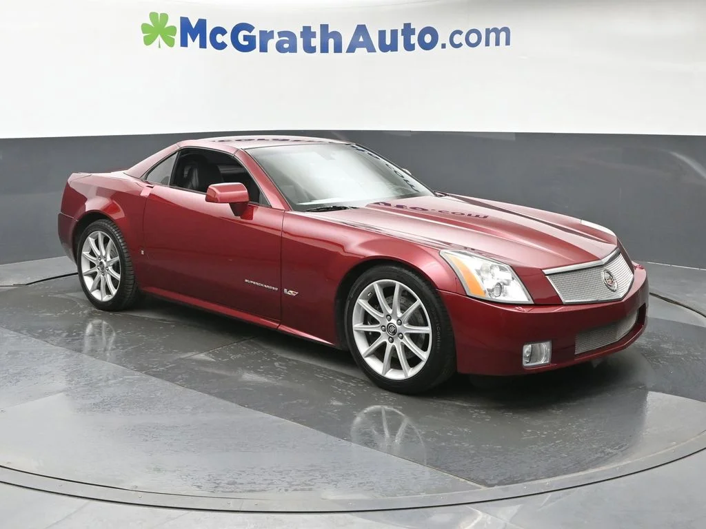 Used 2007 Red Cadillac Base image 2