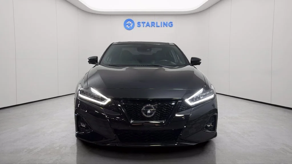 Used 2022 Black Nissan SR Xtronic CVT image 17