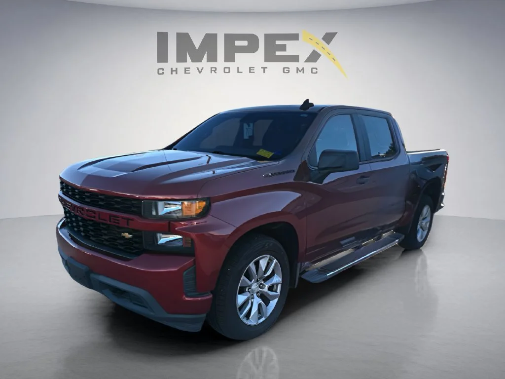 Used 2019 CAJUN RED TINTCOAT Chevrolet Custom image 1