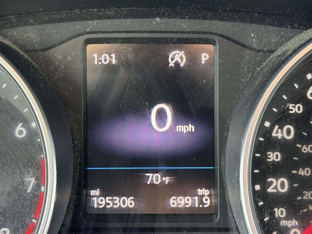 2019 Volkswagen Tiguan SE - Photo 25