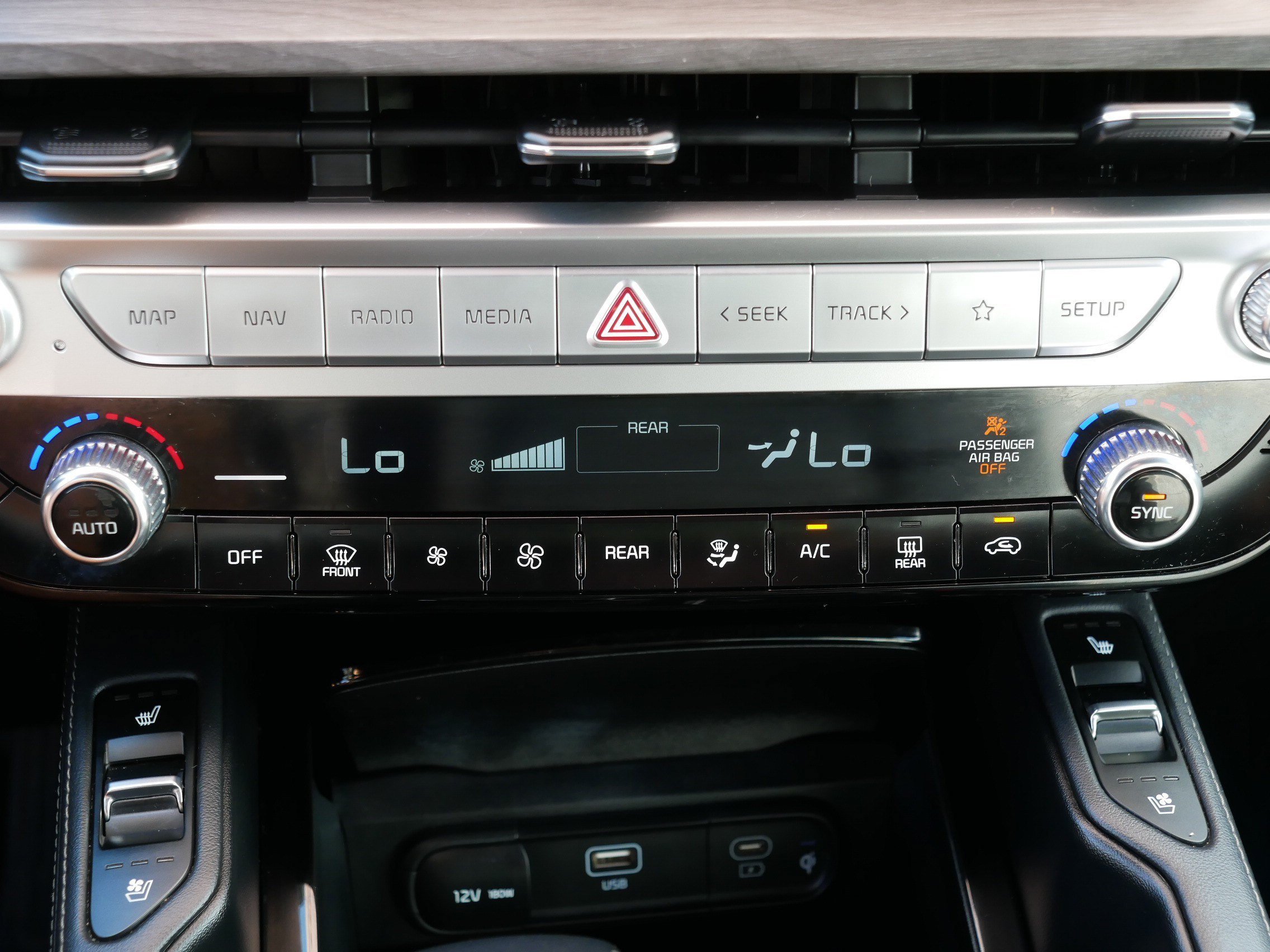 Used 2023 Jungle Green Kia EX X-Line image 23
