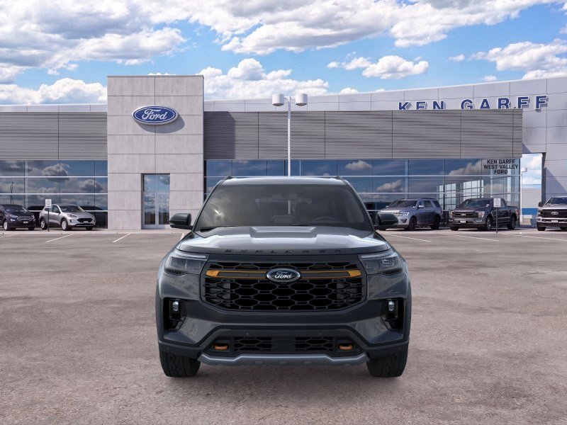 New 2026 Agate Black Metallic Ford Tremor image 7