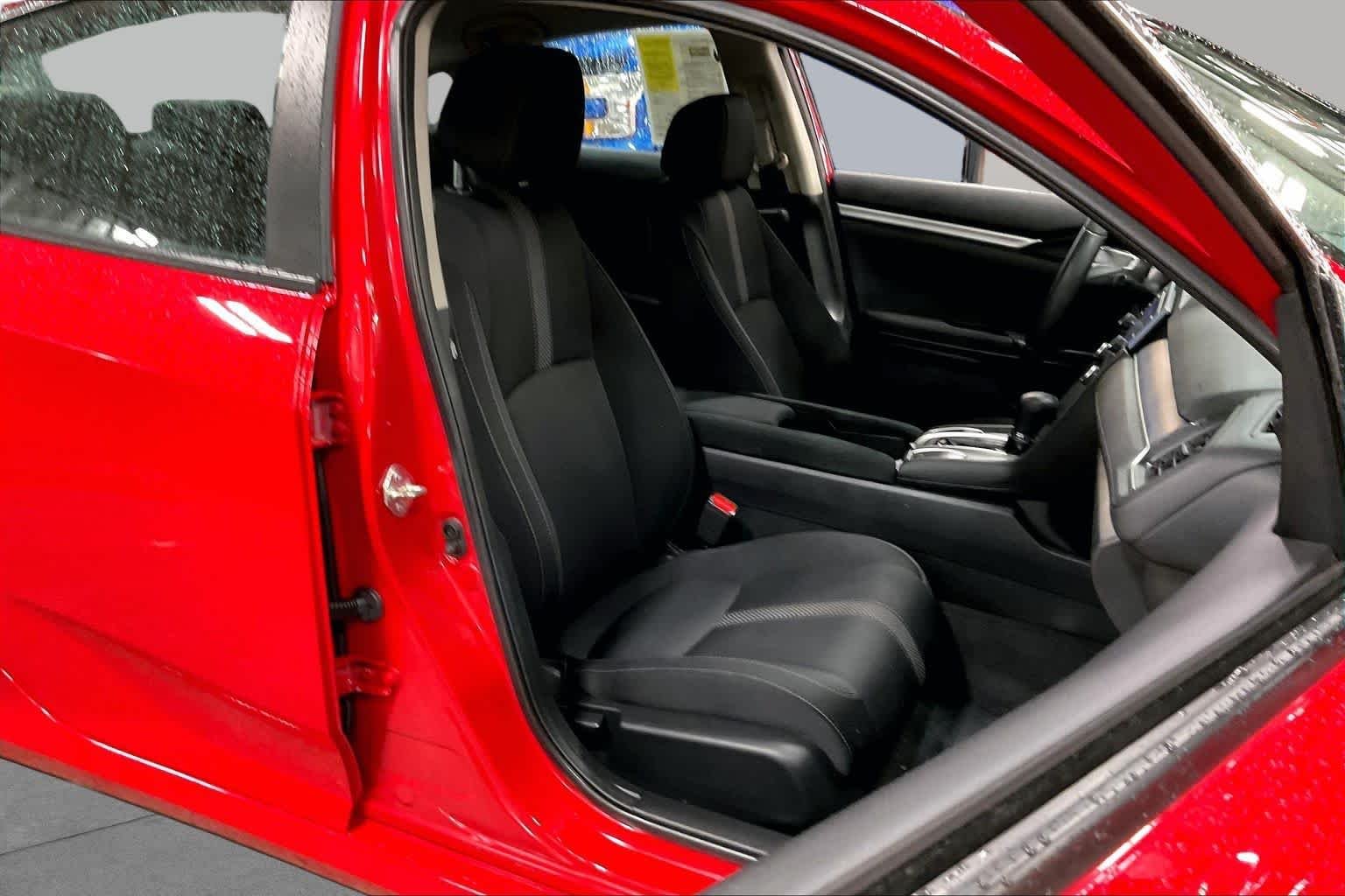 Used 2020 Rallye Red Honda LX image 9