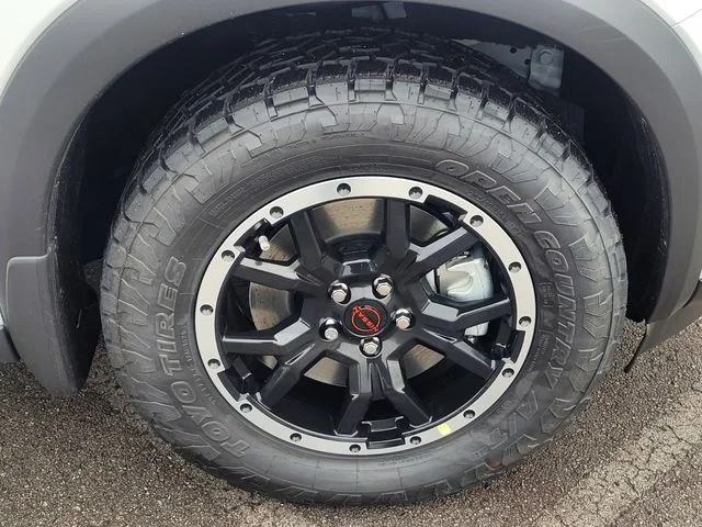 New 2026 Everest White Pearl TriCoat Nissan Rock Creek® image 12