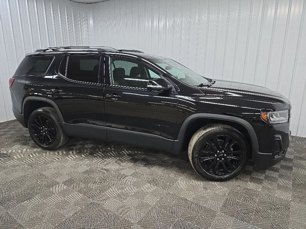 Used 2023 Black GMC SLE image 1
