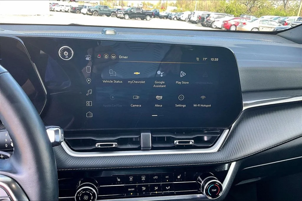 2025 Chevrolet Equinox LT - Photo 19