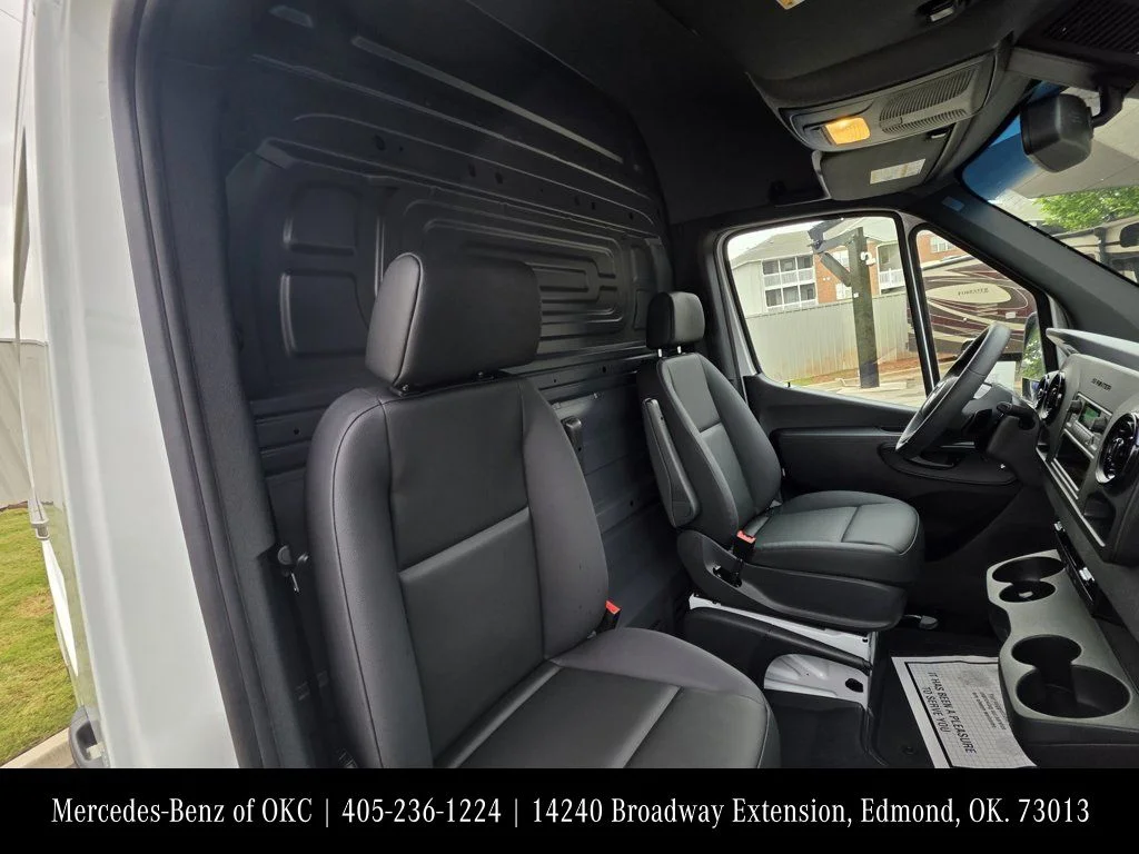 New 2026 Arctic White Mercedes-Benz Cargo 144 WB image 13