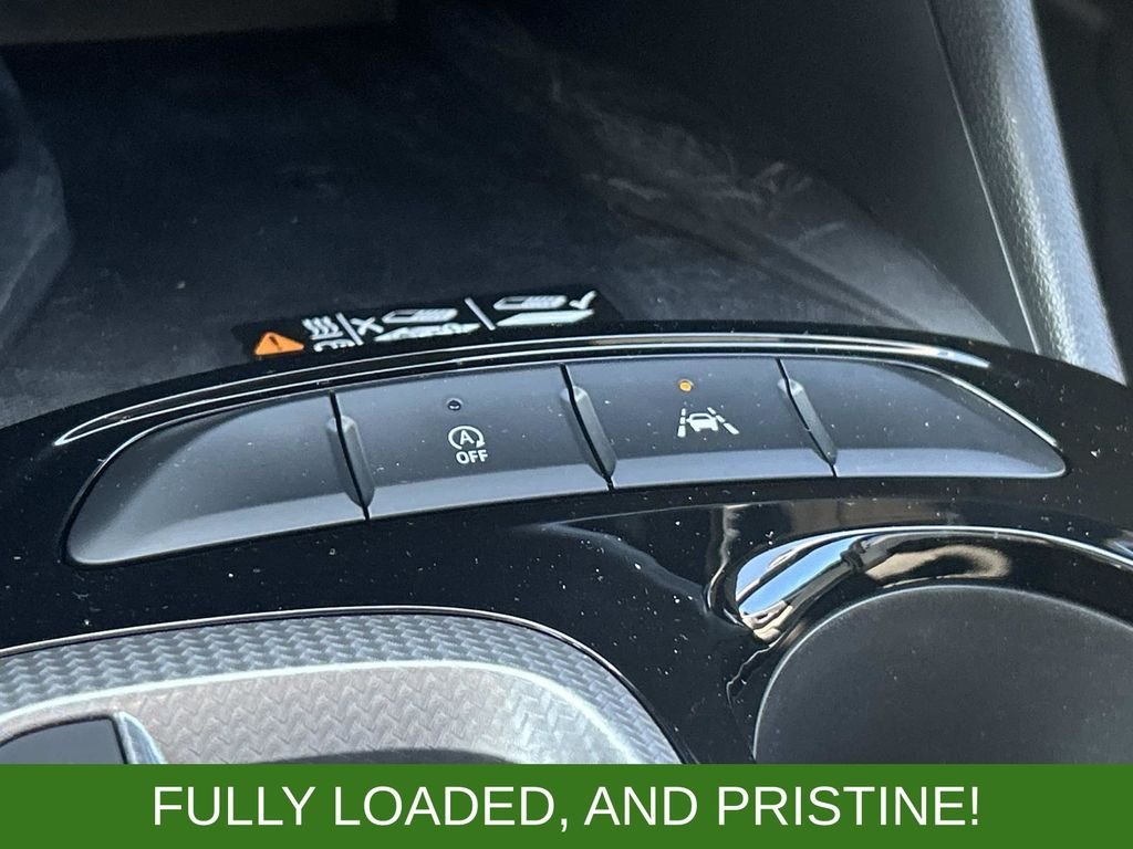 Used 2024  Buick Avenir image 30