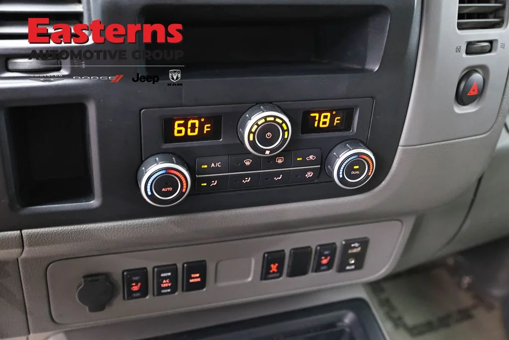Used 2020 Black Nissan SL image 20