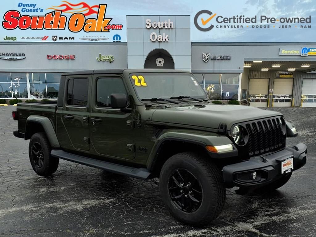 Used 2022 Green Jeep Sport image 1