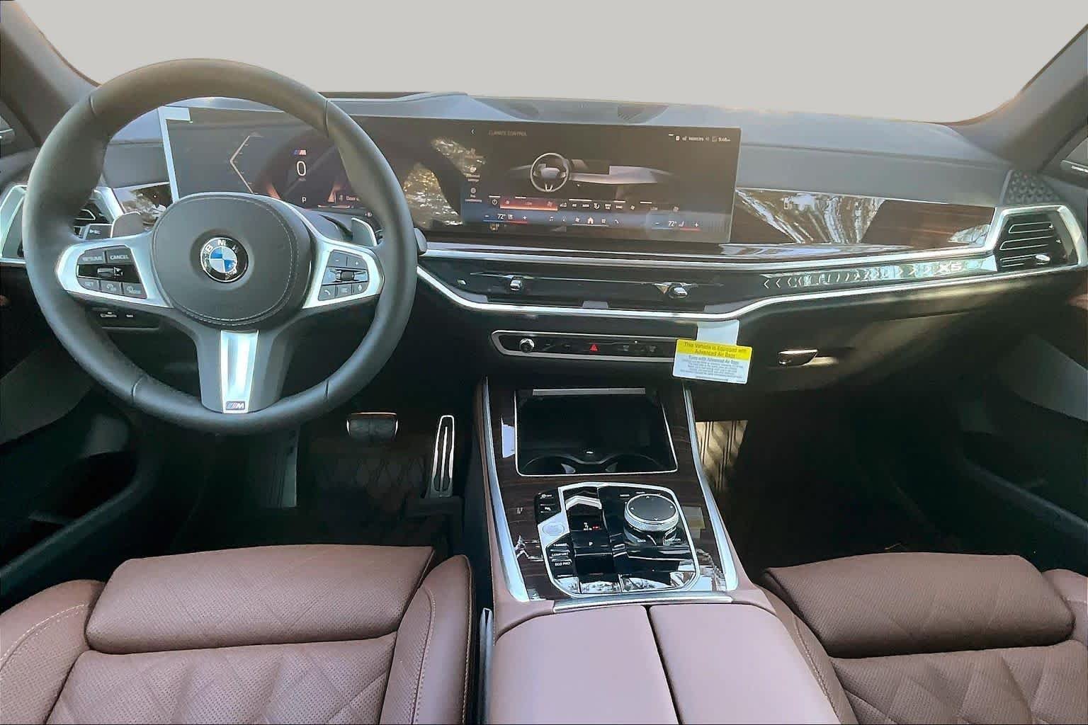 New 2026 Skyscraper Grey Metallic BMW sDrive40i image 5