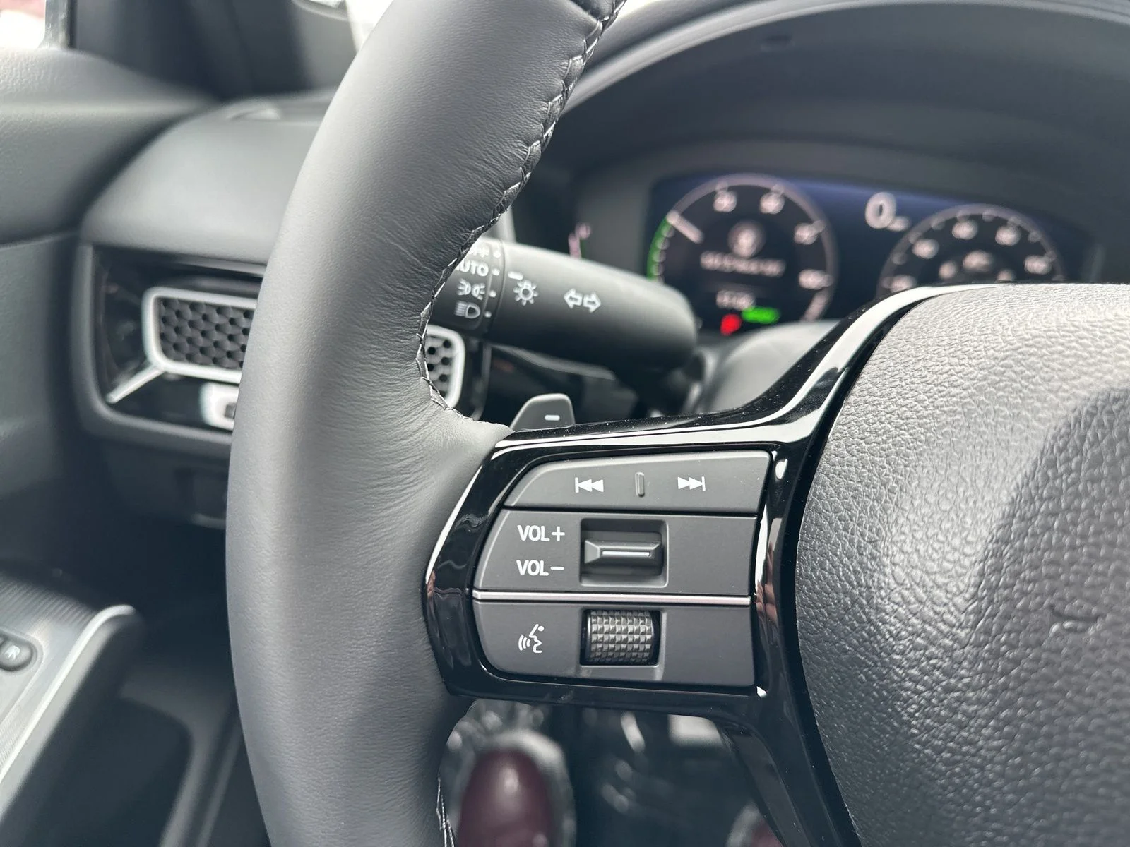 2026 Honda Civic Hatchback Sport Touring - Photo 37