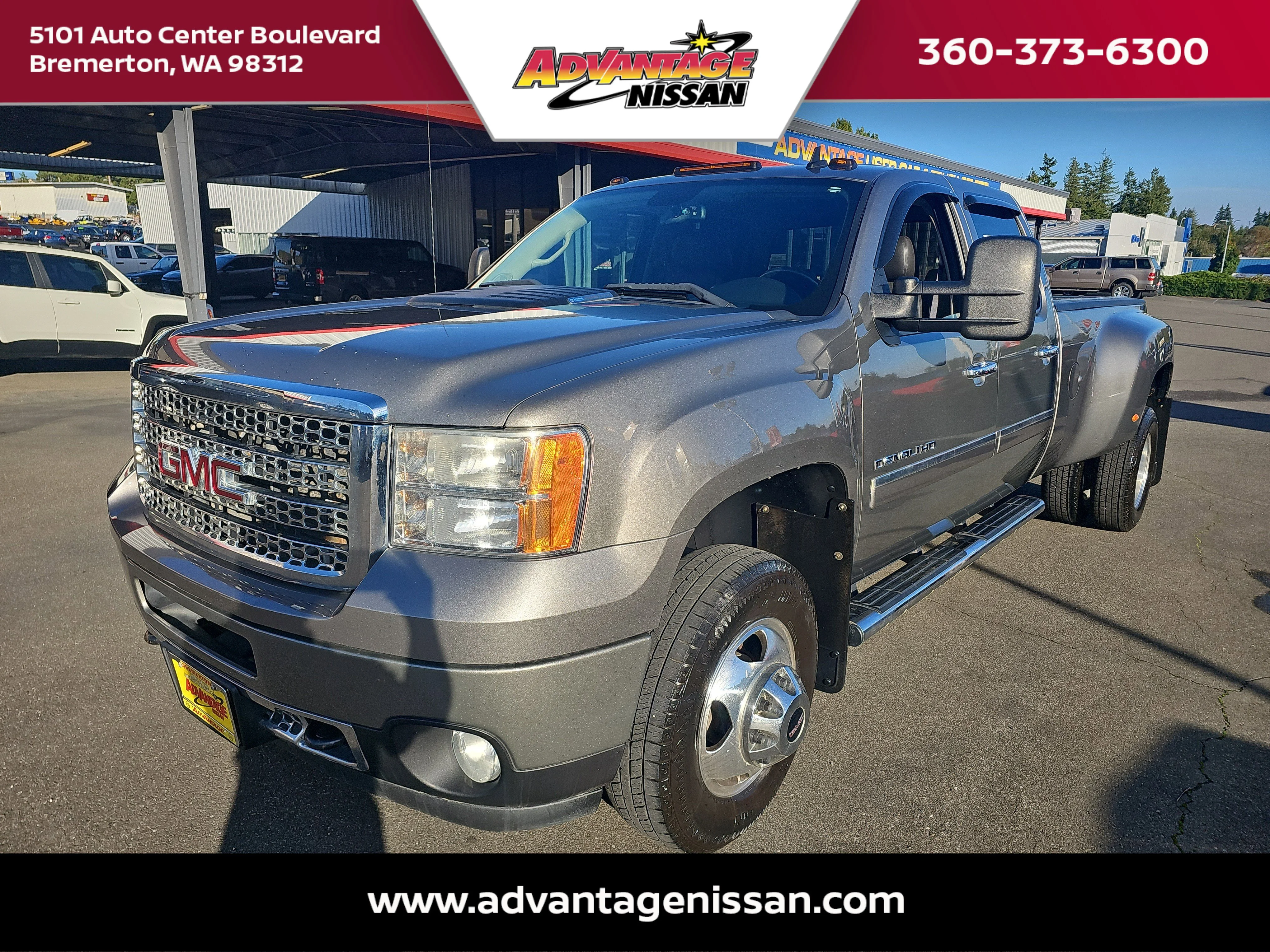 2014 GMC Sierra 4WD Crew Cab Standard Box SRW's photo