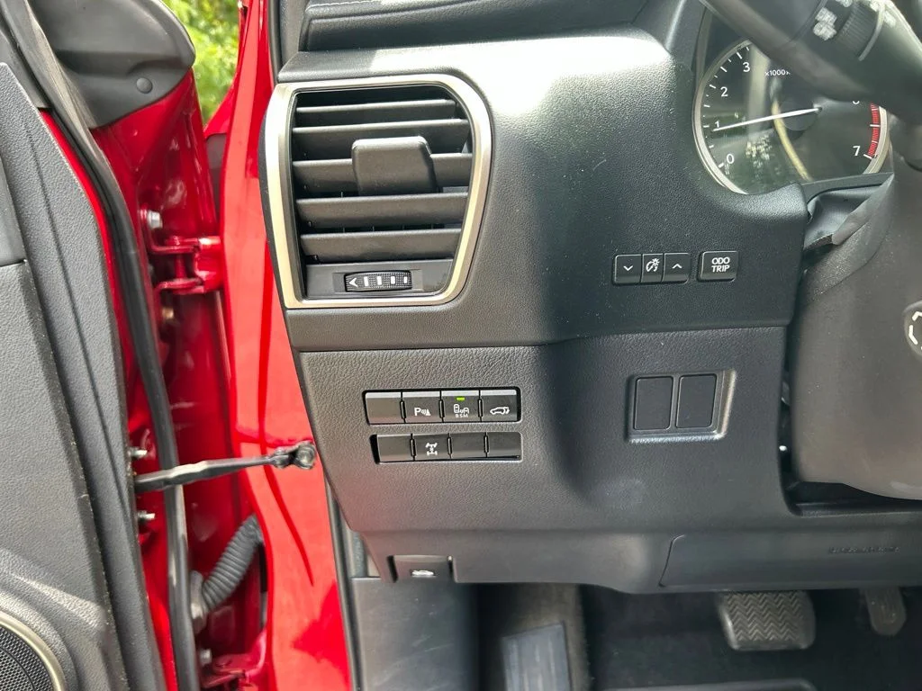 Used 2015 Red Lexus 200t image 24