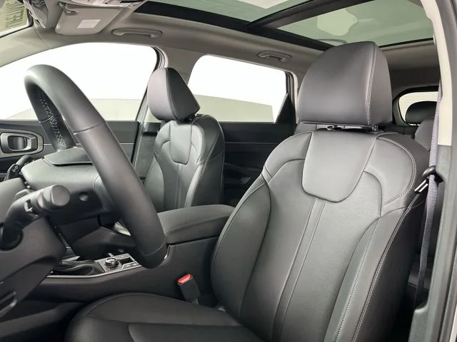 2026 Kia Sorento X-Line EX - Photo 11