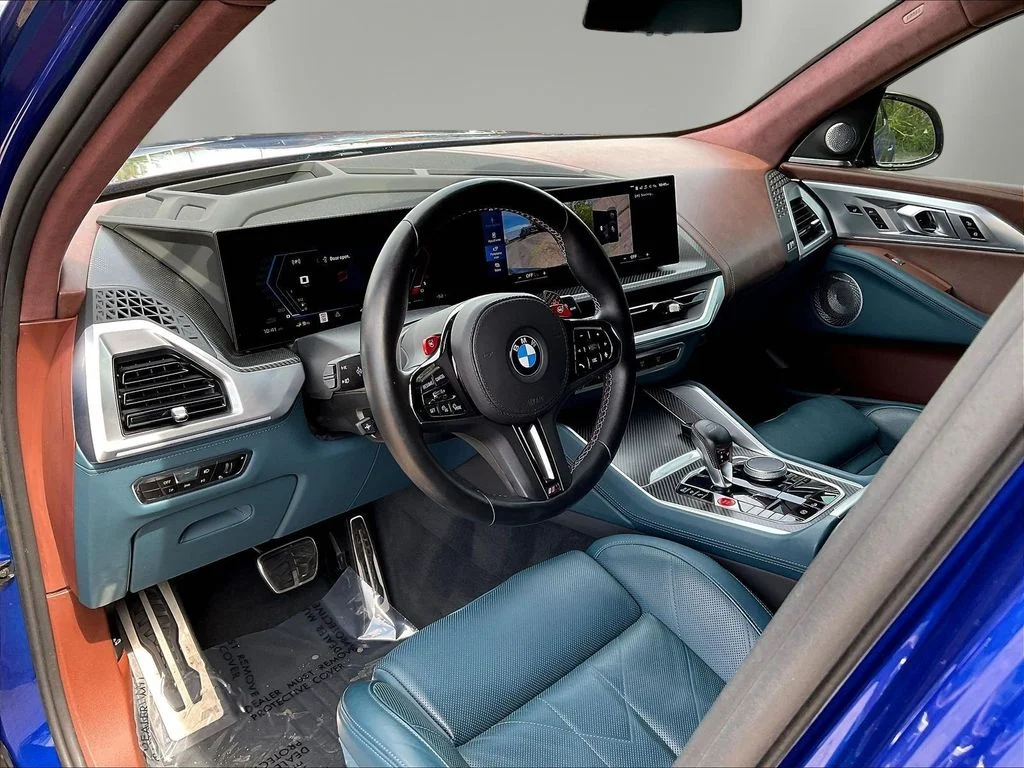 Used 2023 Blue Metallic BMW  image 17