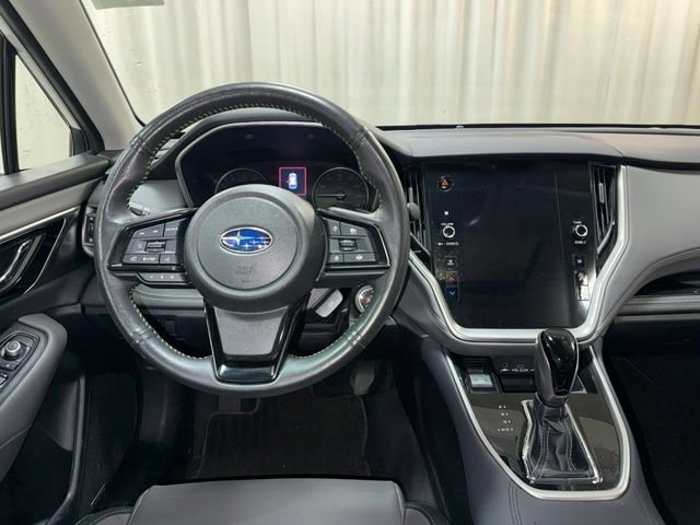 Used 2025 Crystal White Pearl Subaru Onyx Edition image 17