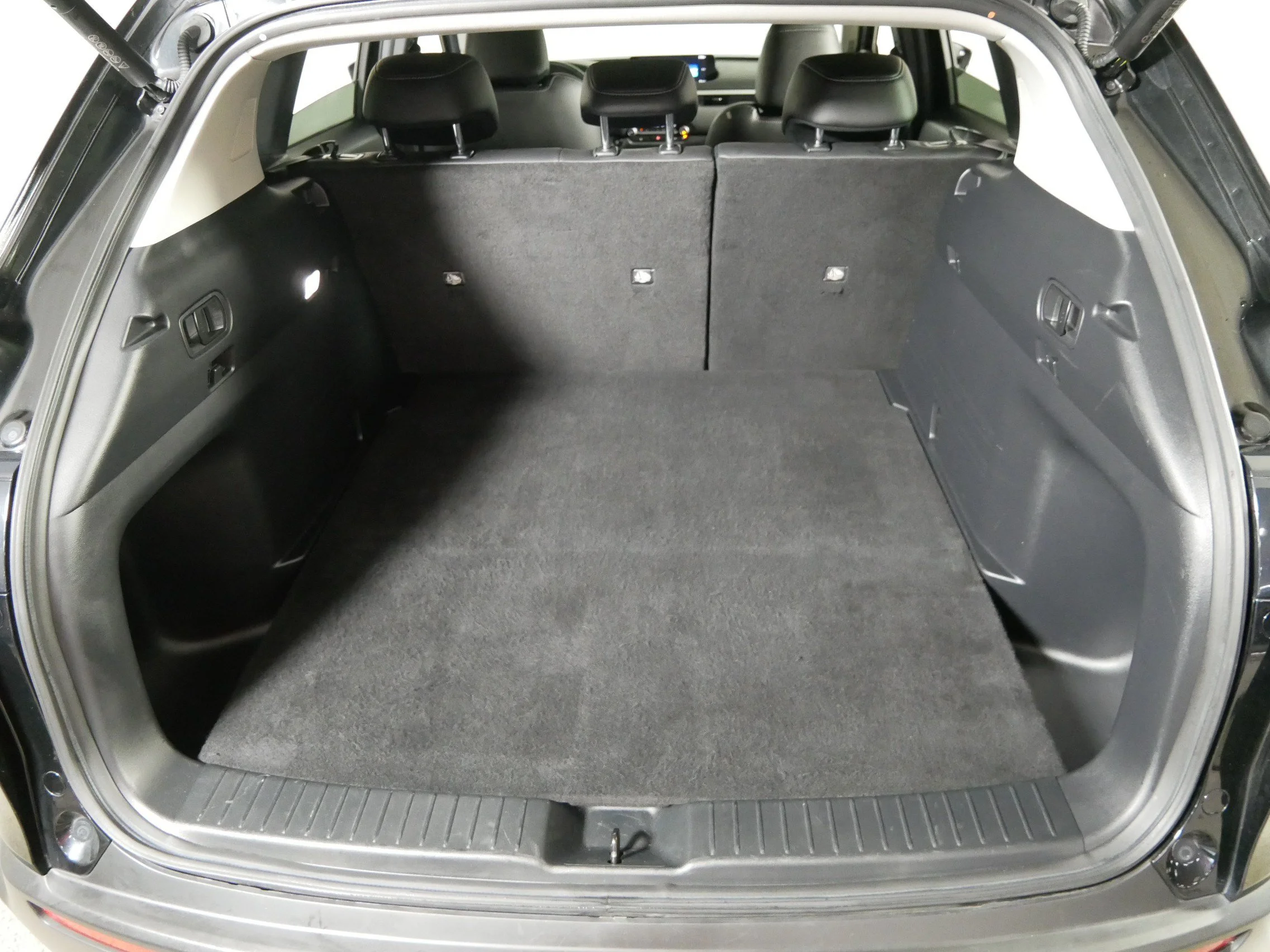 Used 2025 Jet Black Mica Mazda 2.5 S Premium Package image 18