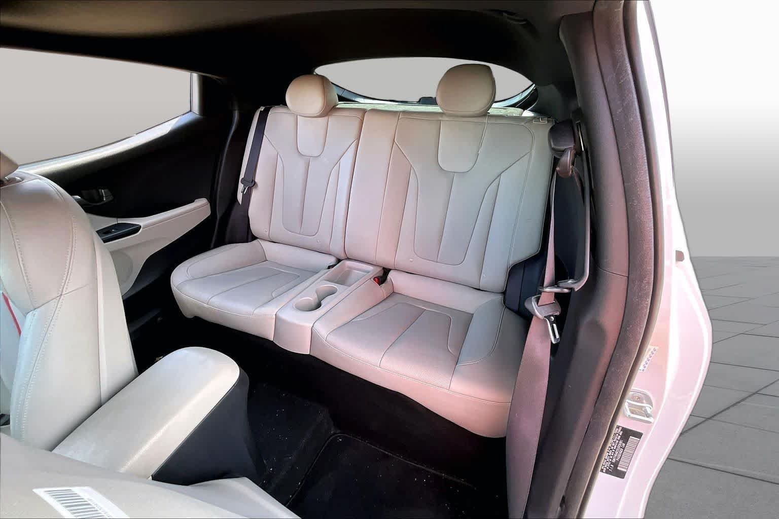 Used 2019 Chalk White w/Black Roof Hyundai Turbo Ultimate image 20