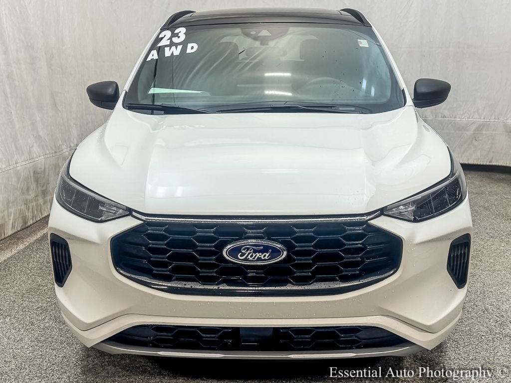 Used 2023 White Metallic Ford ST-Line image 5