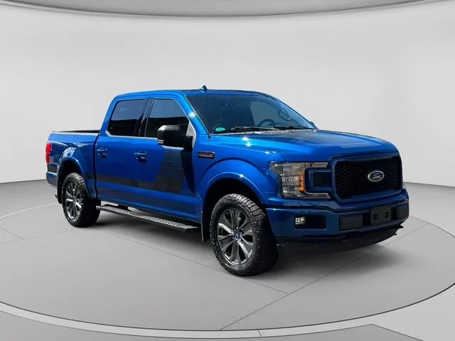 Used 2018 Lightning Blue Ford XLT image 7