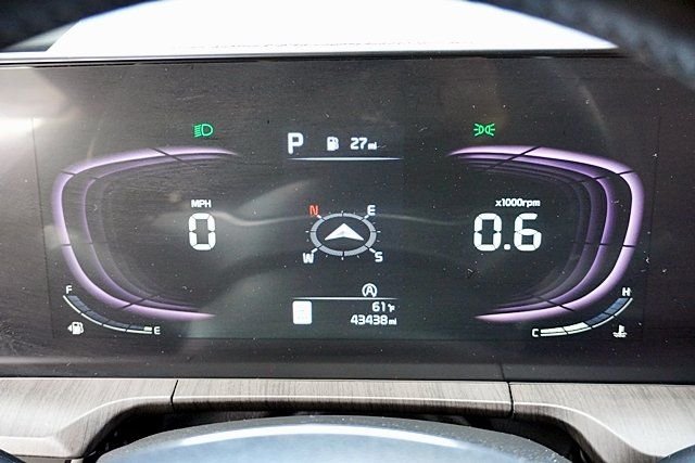 Used 2023 Black Kia EX image 34