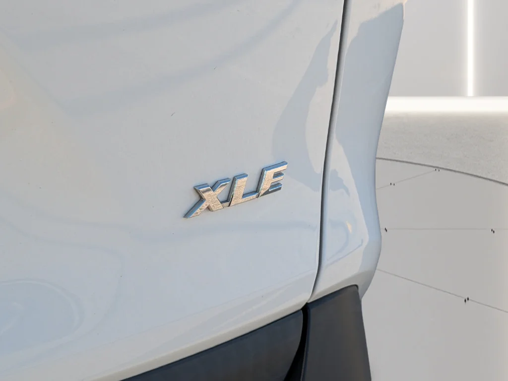 Used 2023 White Toyota XLE image 9