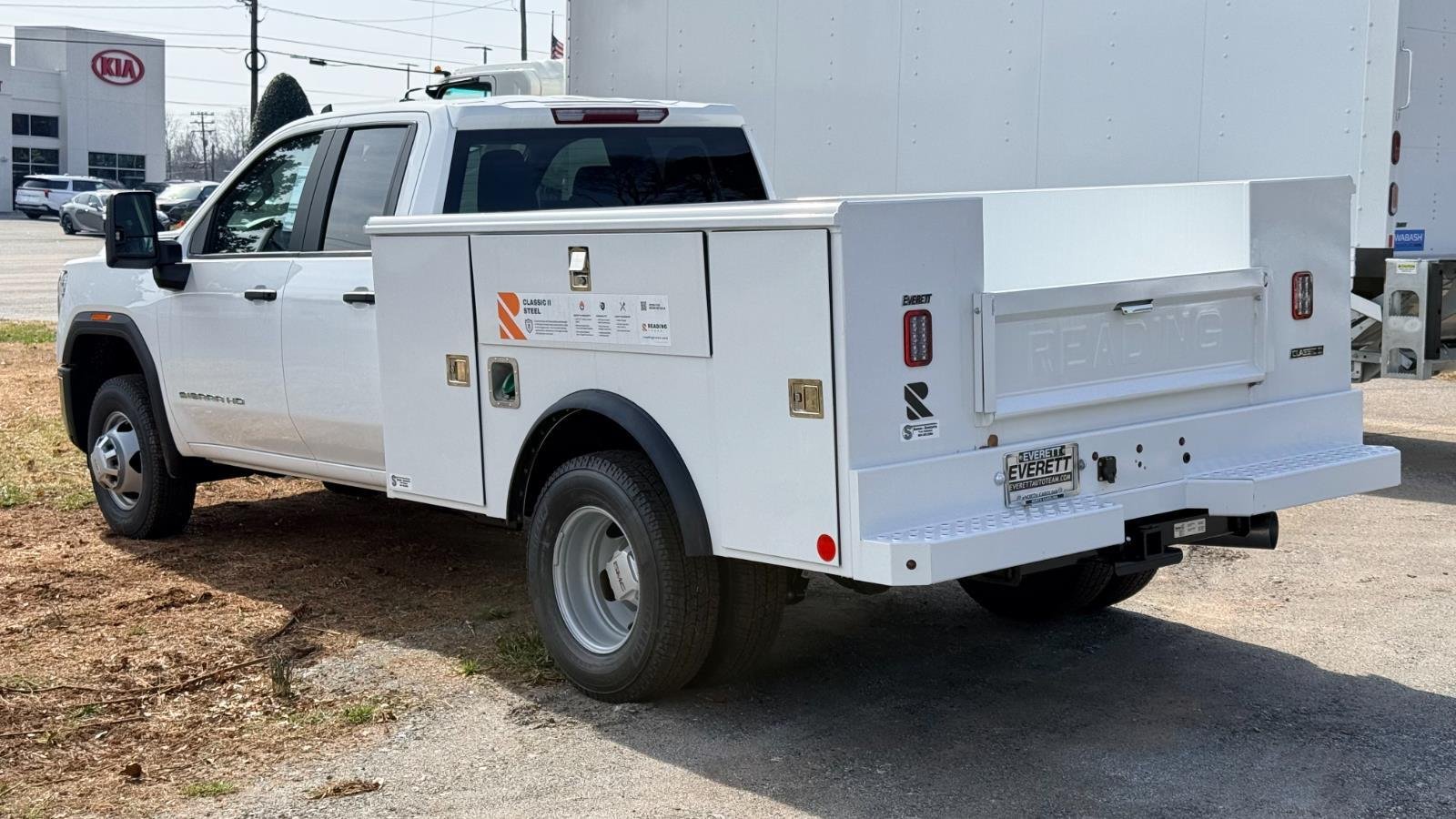 New 2026 Summit White GMC Pro DRW image 3