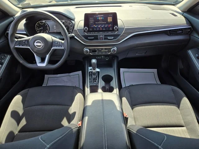Used 2025 Black Nissan 2.5 SV image 14
