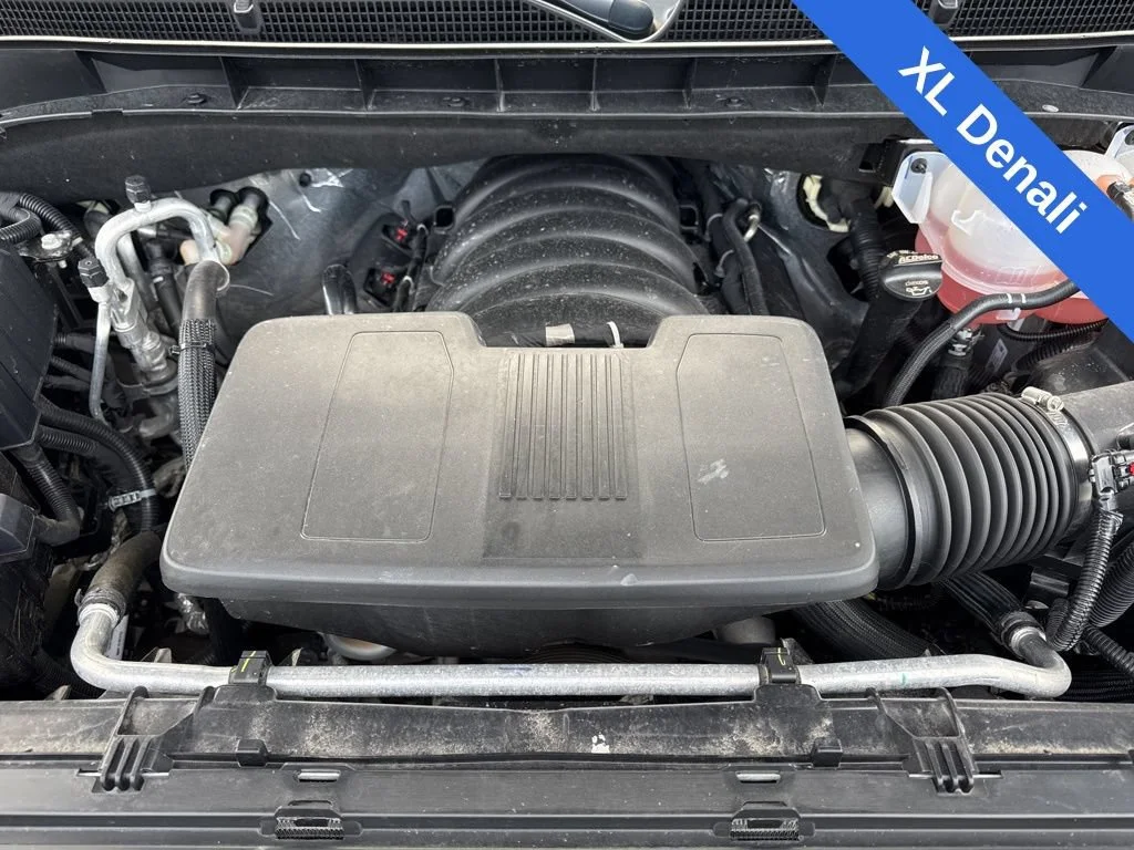 Used 2024 Onyx Black GMC Denali image 35